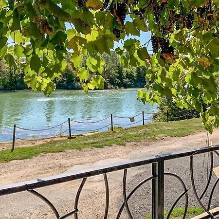 Jolie Vue Riviere Hébergement de vacances